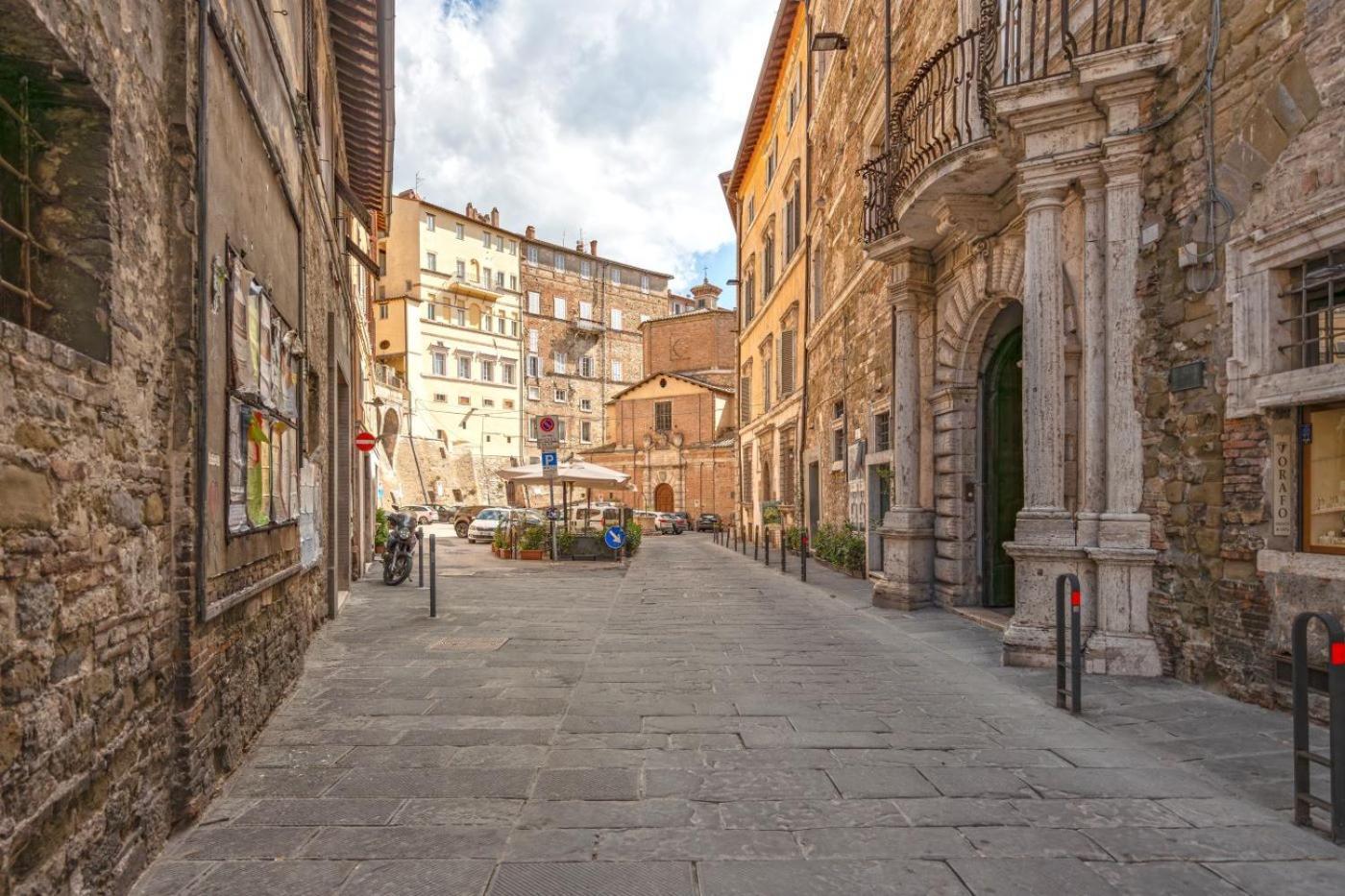 Raffaello - M&M Holiday House Perugia Exteriör bild